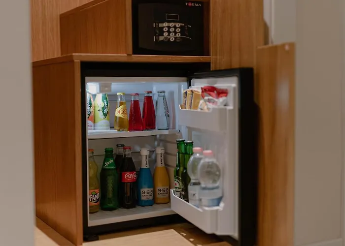 فندق مبيت وإفطار Dimora Manfredo Eco Luxury 4*